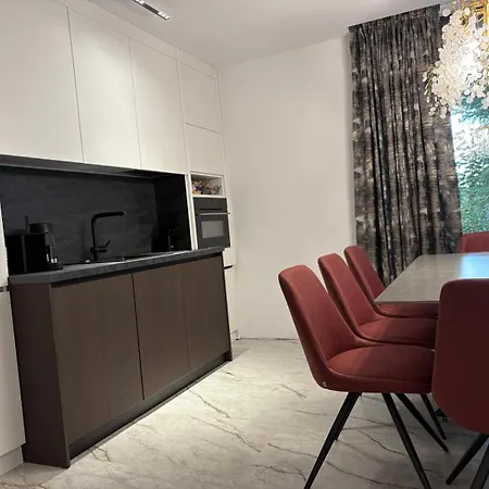 Azur Panorama - Town House 6 Apartment *